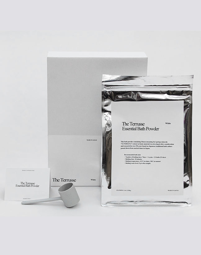 【The Terrusse】-Essential Bath Powder / Standing Bag / White